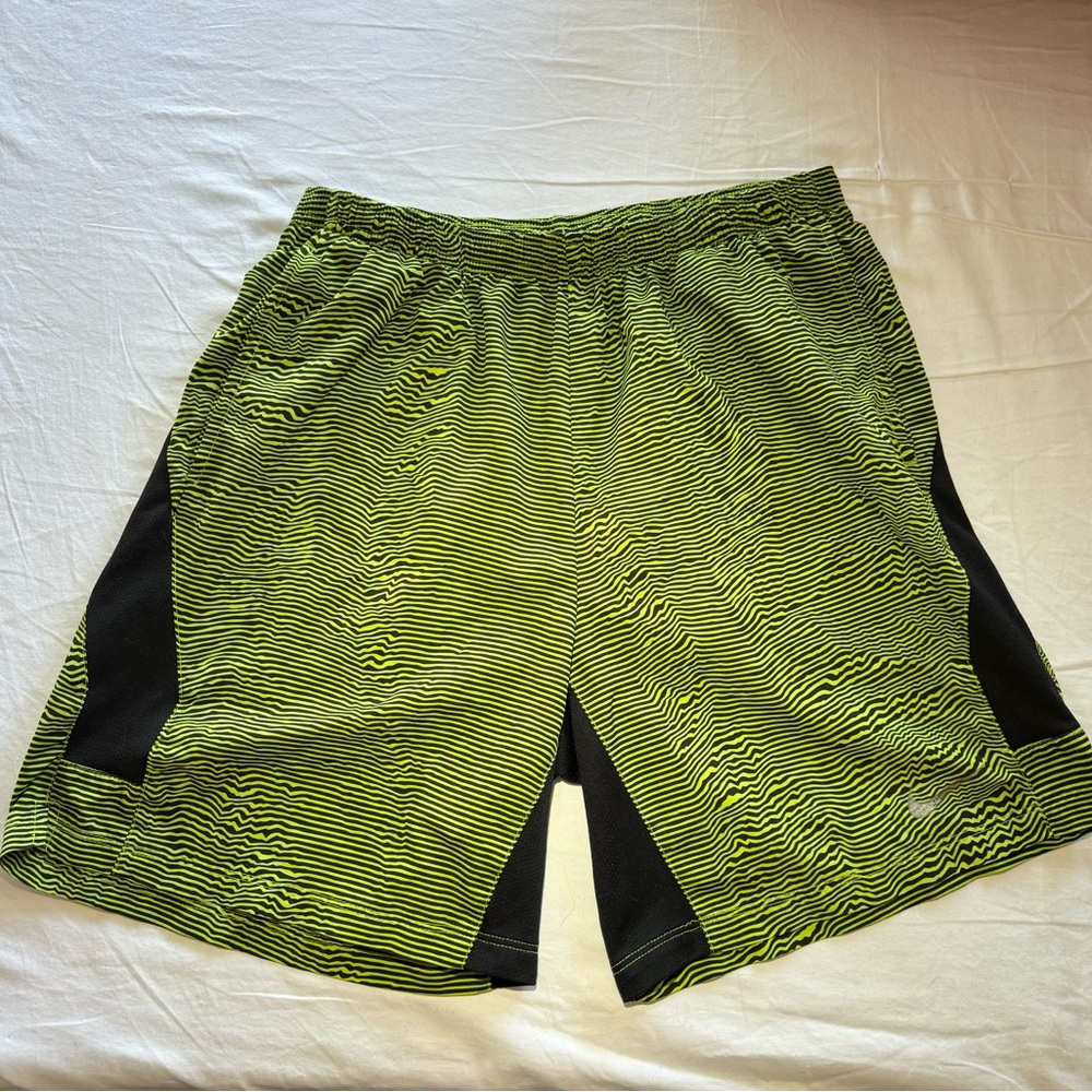 Nike 7” Active Shorts